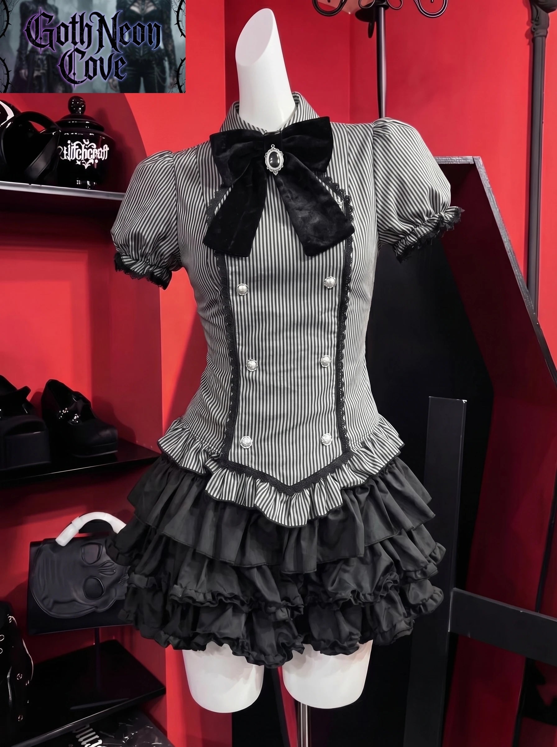 Japanese Harajuku Yami Kawaii 2 Piece Set Women's Short Sleeve Striped T Shirt + Mini Tiered Skirt Y2K Subculture Jirai Kei Set