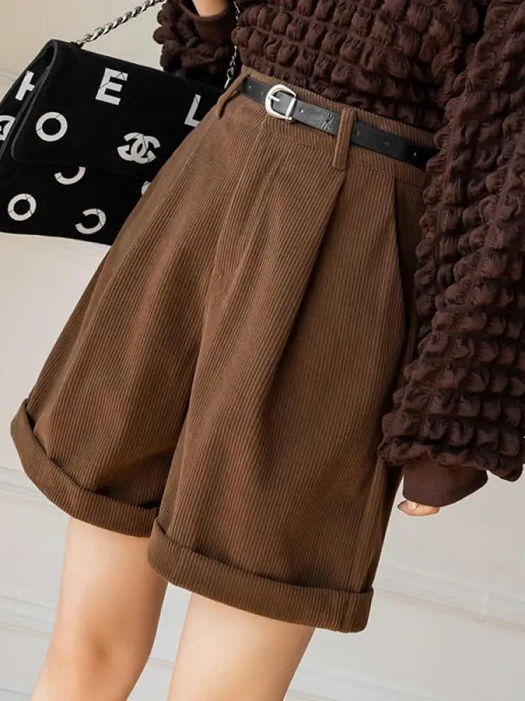 2023 New Black Corduroy Women's Shorts Autumn Winter Brown High Waist Straight Wide Leg Shorts Vintage Female Plus Size Casual