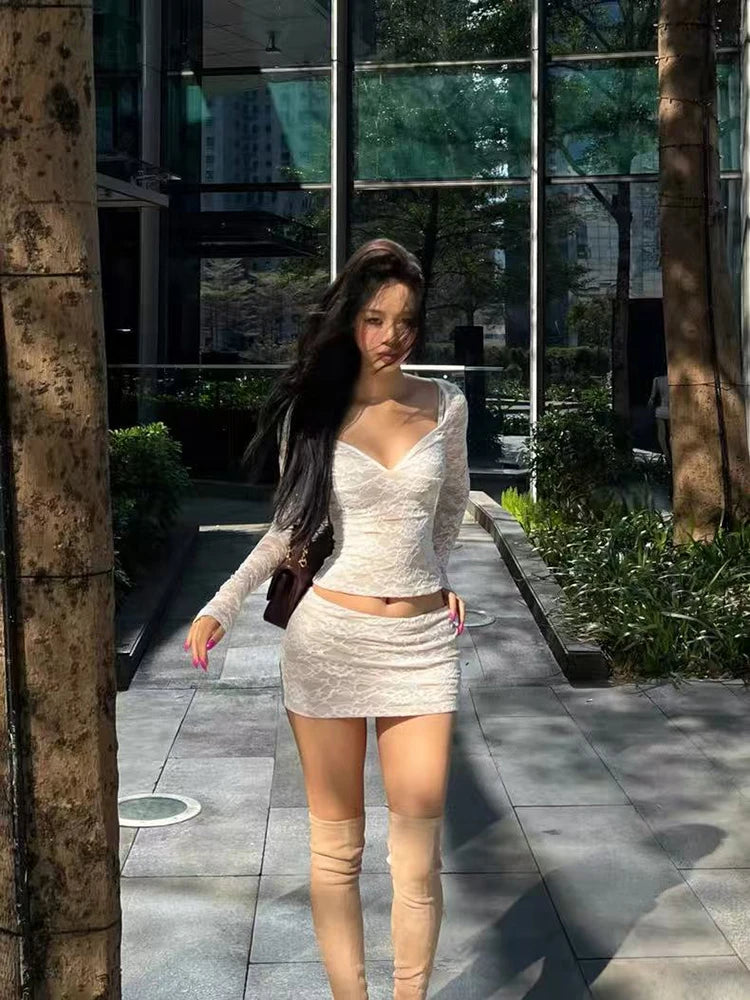 Y2K Slim Lace Skirts Women Two Piece Set Summer Sexy V Neck Long Sleeve Crop Tops Korean Streetwear Low Waist Mini Skirts Suit